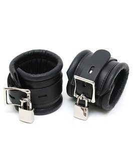 Rimba - Bondage Ring - Restraint Ring Met Leren Boeien En Hangslot