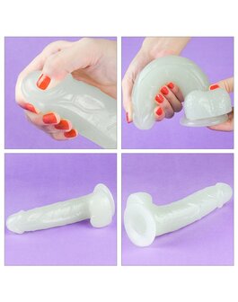 Lovetoy - Dildo 19 cm - Lumino Play - Glow In The Dark