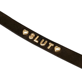 Liebe Seele - Smalle Collar/Choker met gouden letters SLUT - luxe en exclusief ontwerp - zwart/goud