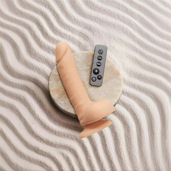 Strap-On-Me - Roterende &amp; Vibrerende Realistische Dildo - Lichte Huidskleur