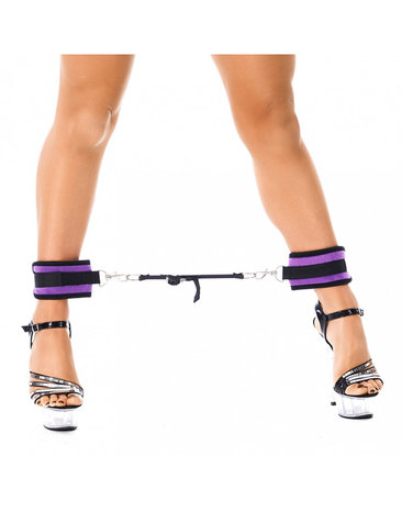 Soft bondage set: voetboeien met spreidband - zwart/paars