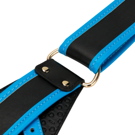 LoveToy - Ingen - Holle Strap-on met Siliconen Staaf – 25 cm - Lichte Huidskleur - Maat XS/S/M