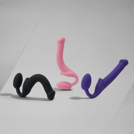 Strap-On-Me - Strapless Strap-on Dildo - Buigbaar - Roze - Maat M