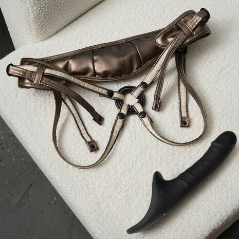 Strap-On-Me - Multi Orgasm Realistische Dildo - Strapless Strap-on met Flapper Technologie - Zwart - Medium