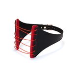 Liebe Seele - Punishment Harnas met Elastieken Snaren - Zwart/Rood