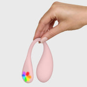 Kiiroo - Spot - Draagbaar Interactief Vibrerend Eitje - Kiss Me - Roze