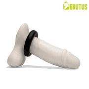 Brutus - Mucho Macho - Superzachte Siliconen Ergo Cockring - Zwart