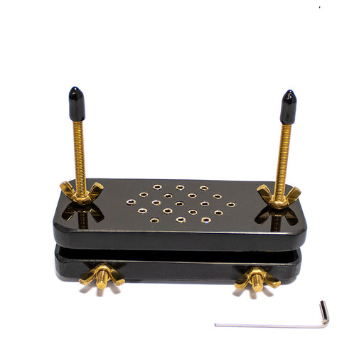 Black Label - Ball Crusher met Spikes - Zwart/Goud