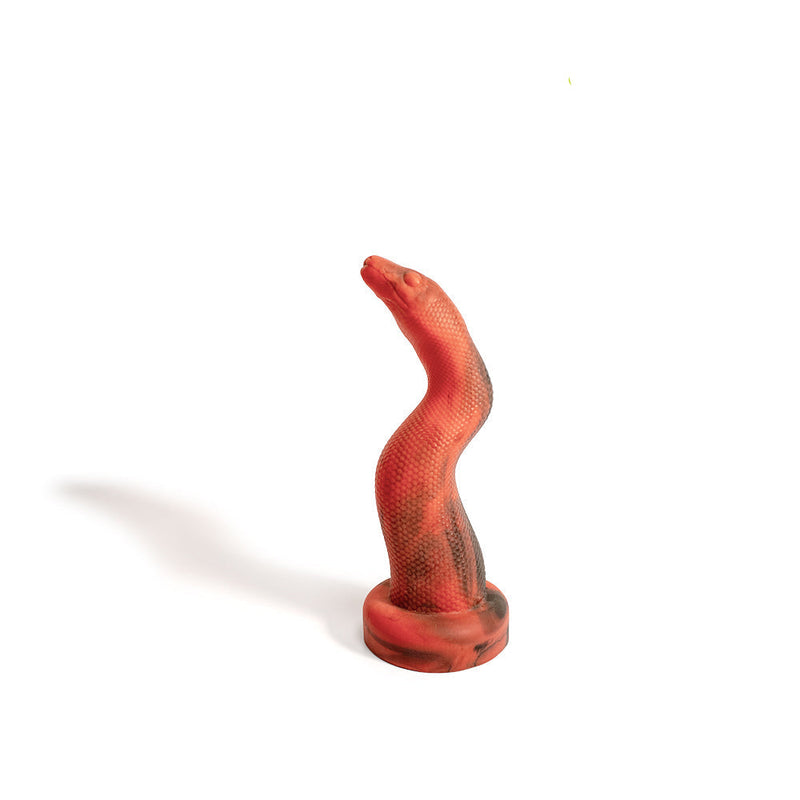 Brutus Nightmare - Asssss Sneek - Extra Lange Anaal Dildo met Vac-U-Lock - Rood/Zwart