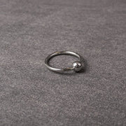 Kiotos - Eikelring Met Balletje - Diameter 30 mm