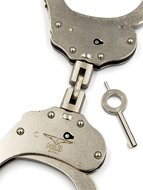Mister B Cuff - Double Lock with hoop - Politiehandboeien - Zilver