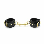 Kiotos Leather - Lederen Polsboeien Met Goudkleurige Metalen Hardware - Zwart