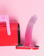 Love to Love - Dildo - Dildoll Sunrise - Buigbaar - Siliconen - Met Glitters - Roze
