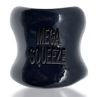 Oxballs - Mega Squeeze - Rekbare Ballstretcher van TPR - Zwart