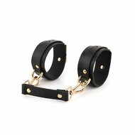 BDSM Fancy 9 Item Kit - Luxe Draagtas met 9 Verschillende BDSM Artikelen - Zwart