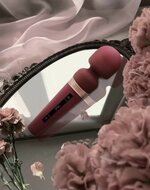Viotec Titan - Wand Vibrator - Massager - Goud en Wijnrood - Luxueus Zacht Siliconen