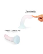 Love to Love - Dildoll Daydream - Kleurrijke Dildo's van 100% Siliconen - Gebogen Vorm - Vaginaal en Anaal Gebruik - Met Zuignap - Handsfree Plezier - Met Waterbasis Glijmiddel - Makkelijk Schoon te Maken