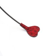 Liebe Seele - Kinbaku Ukiyoe - Mini  Paardrijzweepje met Lamslederen Tip - Rood met Zwarte Rozen Print - Iets Héél Bijzonders! - Import uit Japan