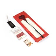 Liebe Seele - Kinbaku Ukiyoe - Mini  Paardrijzweepje met Lamslederen Tip - Rood met Zwarte Rozen Print - Iets Héél Bijzonders! - Import uit Japan