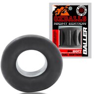Sport Fucker - Baller - Cockring en Ballstretcher - Night Edition - Siliconen/TPR - Zwart