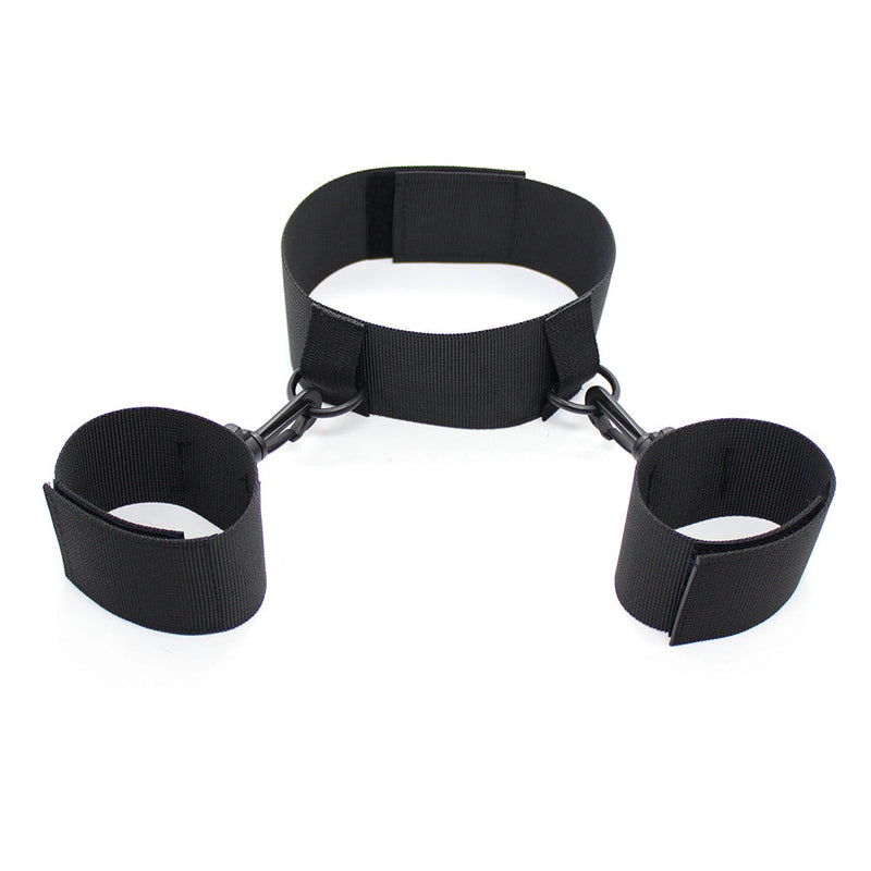 Smart Moves - Collar met Handboeien Combinatie - Zwart-Erotiekvoordeel.nl