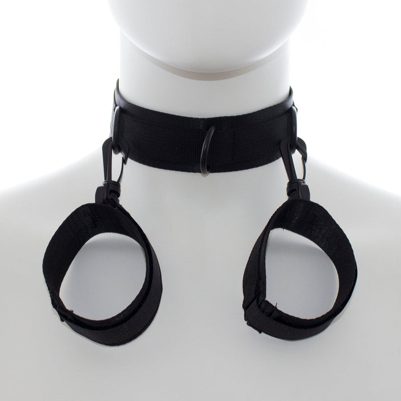 Smart Moves - Collar met Handboeien Combinatie - Zwart-Erotiekvoordeel.nl