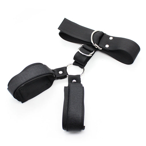Smart Moves - Collar met Handboeien aan Verbindende Riem - Zwart-Erotiekvoordeel.nl
