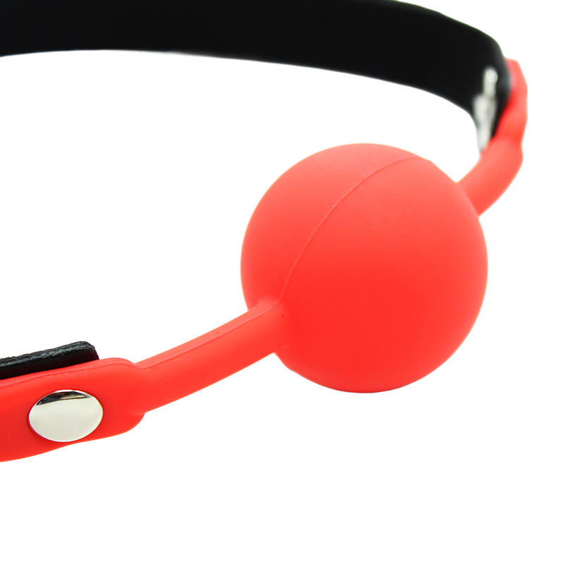 Smart Moves - Comfortabele Siliconen Ball Gag - Zwart/Rood-Erotiekvoordeel.nl
