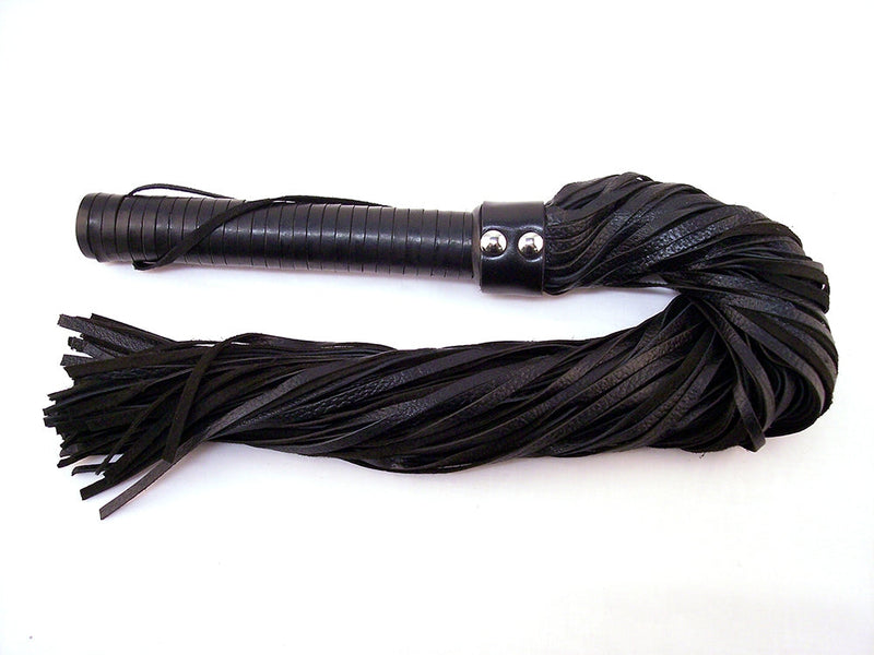 Rouge - Lederen Flogger - Zwart-Erotiekvoordeel.nl