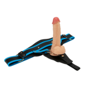 LoveToy - Ingen - Vibrerende Strap-on Set - Lengte 20 cm - Lichte Huidskleur - Maat XS/S/M