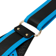 LoveToy - Ingen - Vibrerende Strap-on Set - Lengte 24 cm - Lichte Huidskleur - Maat L/XL/XXL