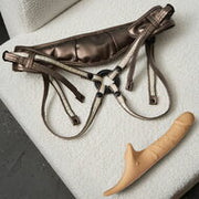 Strap-On-Me - Multi Orgasm Realistische Dildo - Strapless Strap-on met Flapper Technologie - Lichte Huidskleur - Medium