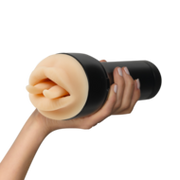 Kiiroo - FeelStar Stroker - Masturbator -  Leigh Raven - Gespleten Tong
