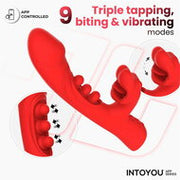 IY - Trixy - Driedubbele Kloppende Rabbit Vibrator met Likkende Tong - App Control - Rood