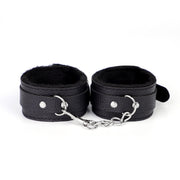 Fixxx - BDSM Bondageset - Gevoerd met Bont - Zwart-Erotiekvoordeel.nl