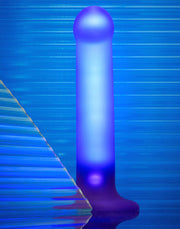 Strap-On-Me - Glow-LED Dildo - Paars - Maat M