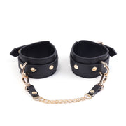 Kiotos - BDSM Fancy 5 Item Kit - Luxe Draagtas met 5 Verschillende BDSM Artikelen - PU Leer (Vegan) - Verkrijgbaar in Rood, Roze en Zwart