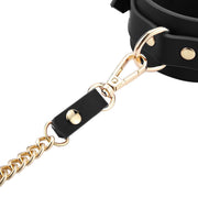 Kiotos - BDSM Fancy 5 Item Kit - Luxe Draagtas met 5 Verschillende BDSM Artikelen - PU Leer (Vegan) - Verkrijgbaar in Rood, Roze en Zwart