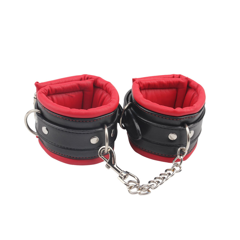 Behave! - Super Soft - Zachte Gevoerde Enkelboeien - Rood/Zwart-Erotiekvoordeel.nl