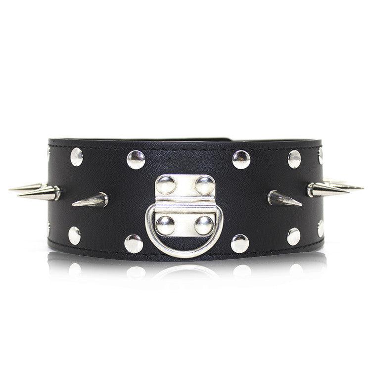 Brede collar Met spikes