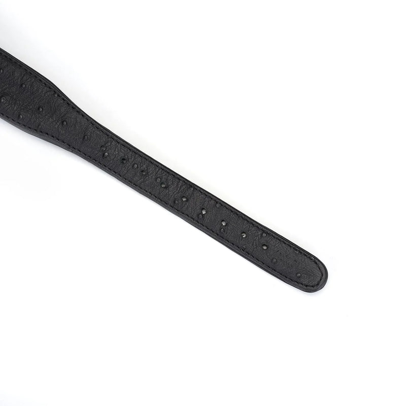 Liebe Seele - Demon's Kiss - Smalle Curved Collar Met Leash - Luxe En exclusief ontwerp - Zwart/Goud