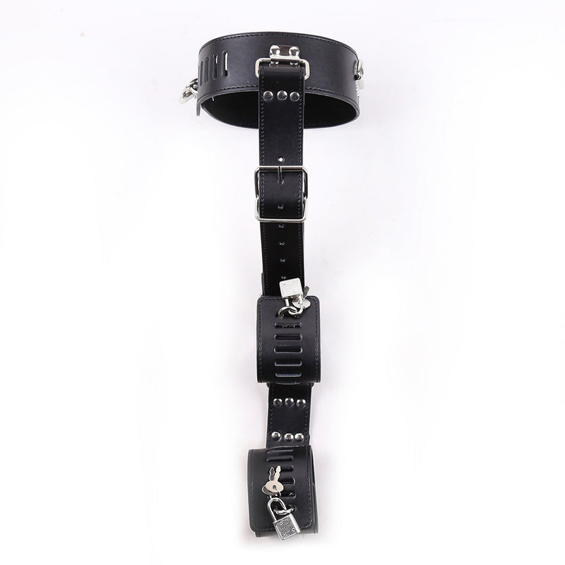 Fixxx - Collar met Boeien aan Riem - Zwart-Erotiekvoordeel.nl