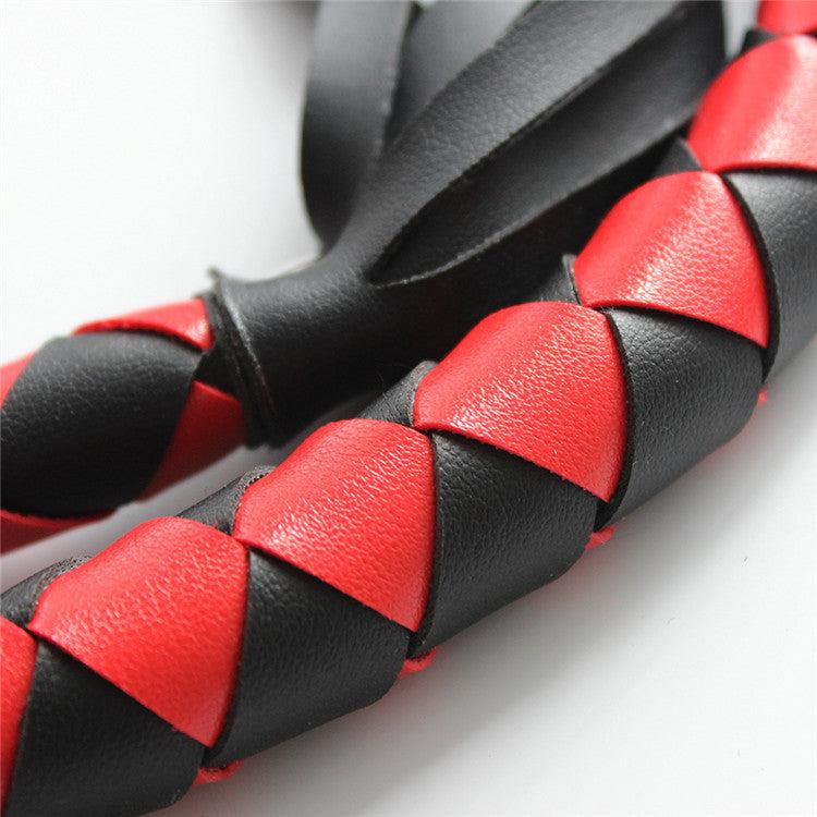 Gevlochten single tail Zweep kunstleer - 150 cm - Rood/Zwart