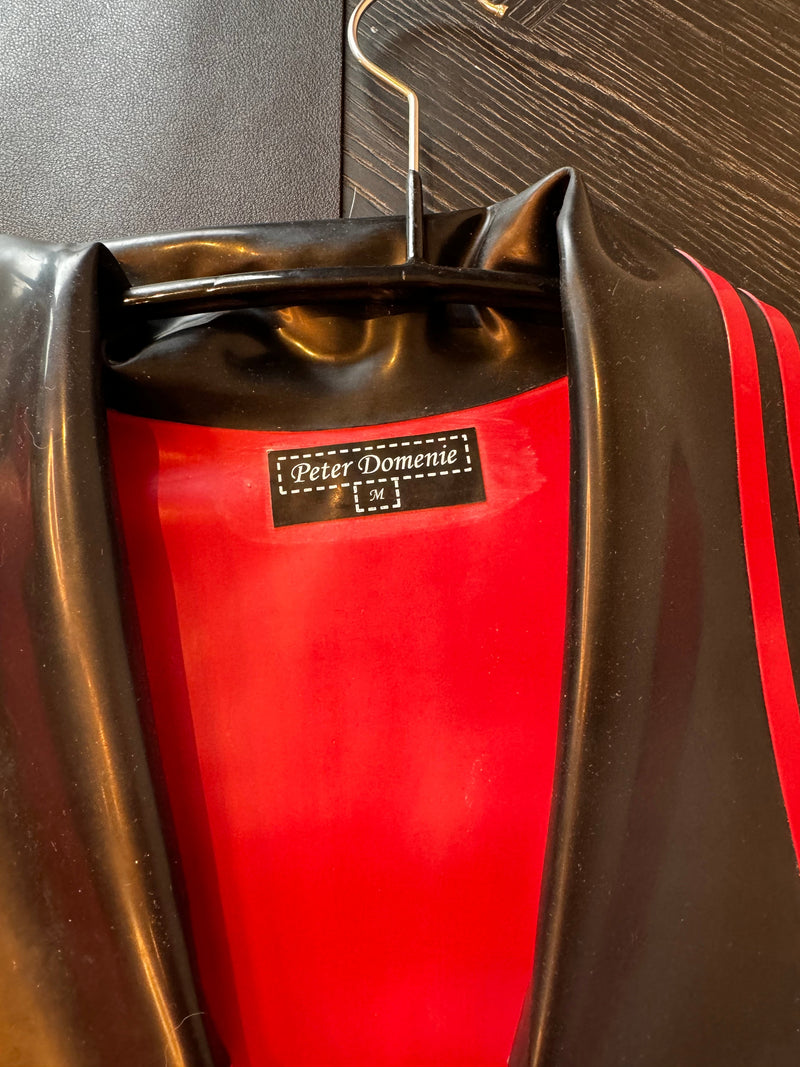 Peter Domenie - Latex Herenshirt Mouwloos met Kraagje - Rood met Zwarte Striping