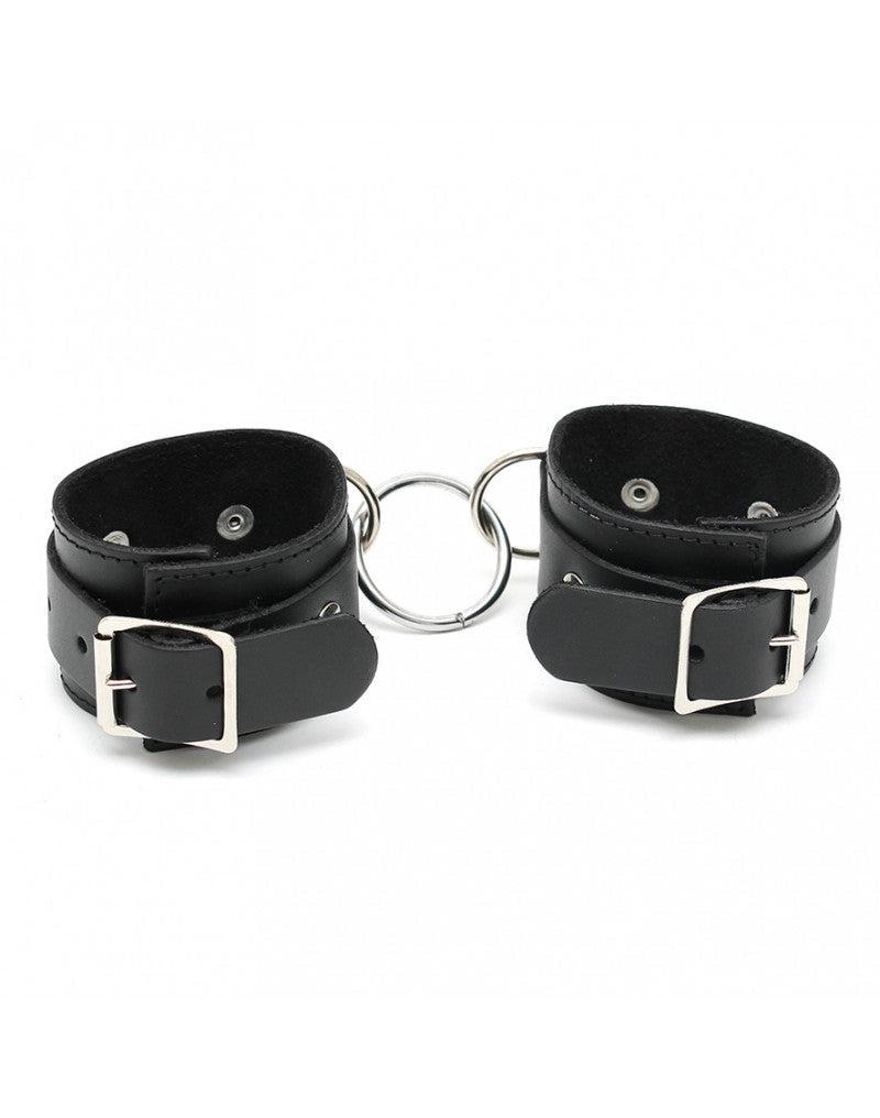 Leren Polsboeien Met Ring