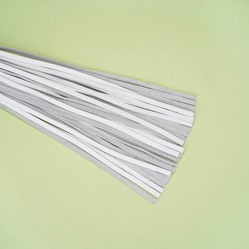 Liebe Seele - Fuji White - Leren Flogger - Wit-Erotiekvoordeel.nl