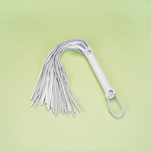 Liebe Seele - Fuji White - Leren Flogger - Wit-Erotiekvoordeel.nl