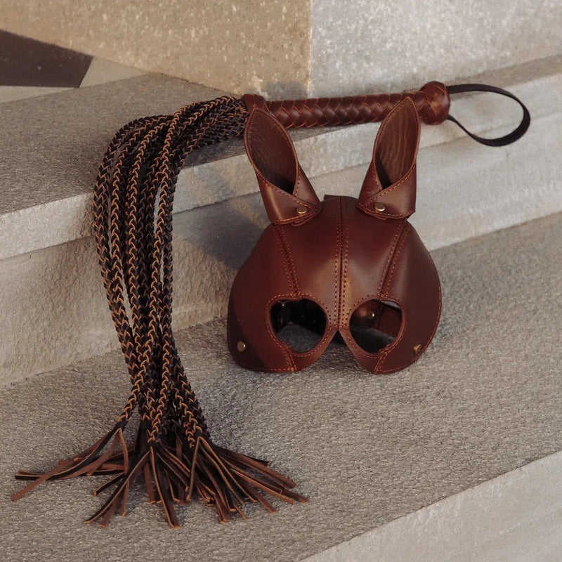 Liebe Seele - The Equestrian Leather Cat O' Nine Tails Flogger - Leren Flogger