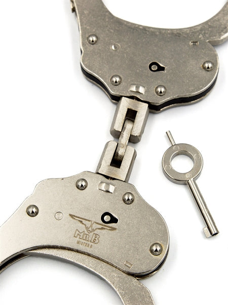 Mister B Cuffs - Double Lock with Hoop - Politiehandboeien - Zilver-Erotiekvoordeel.nl