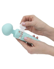 Pillow Talk - Sultry - Roterende Wand & G-spot Vibrator - Met verwarmingsfunctie - Lichtblauw